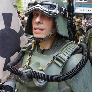 Meet your Posher, Robert